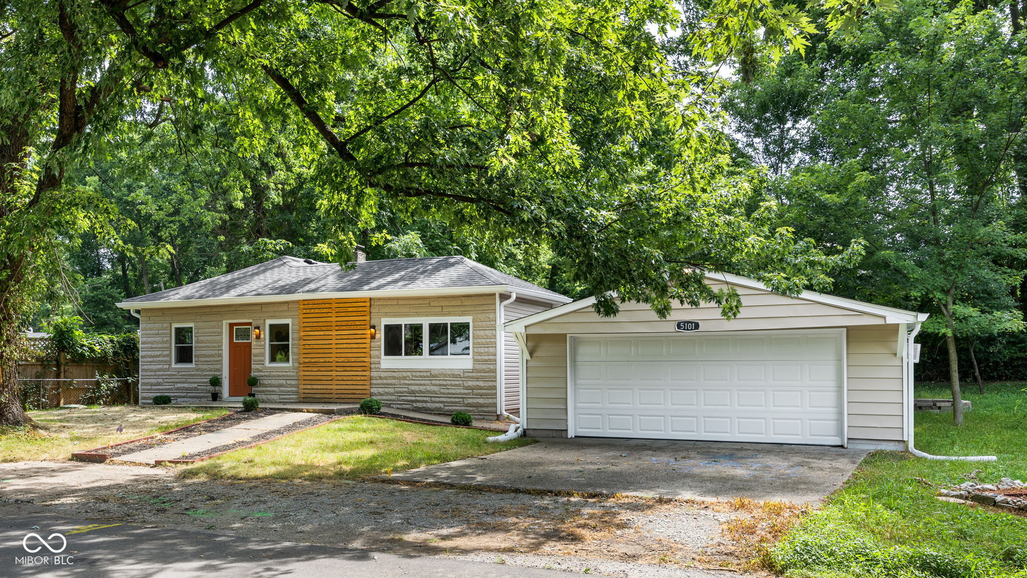 5101 Clarendon Road