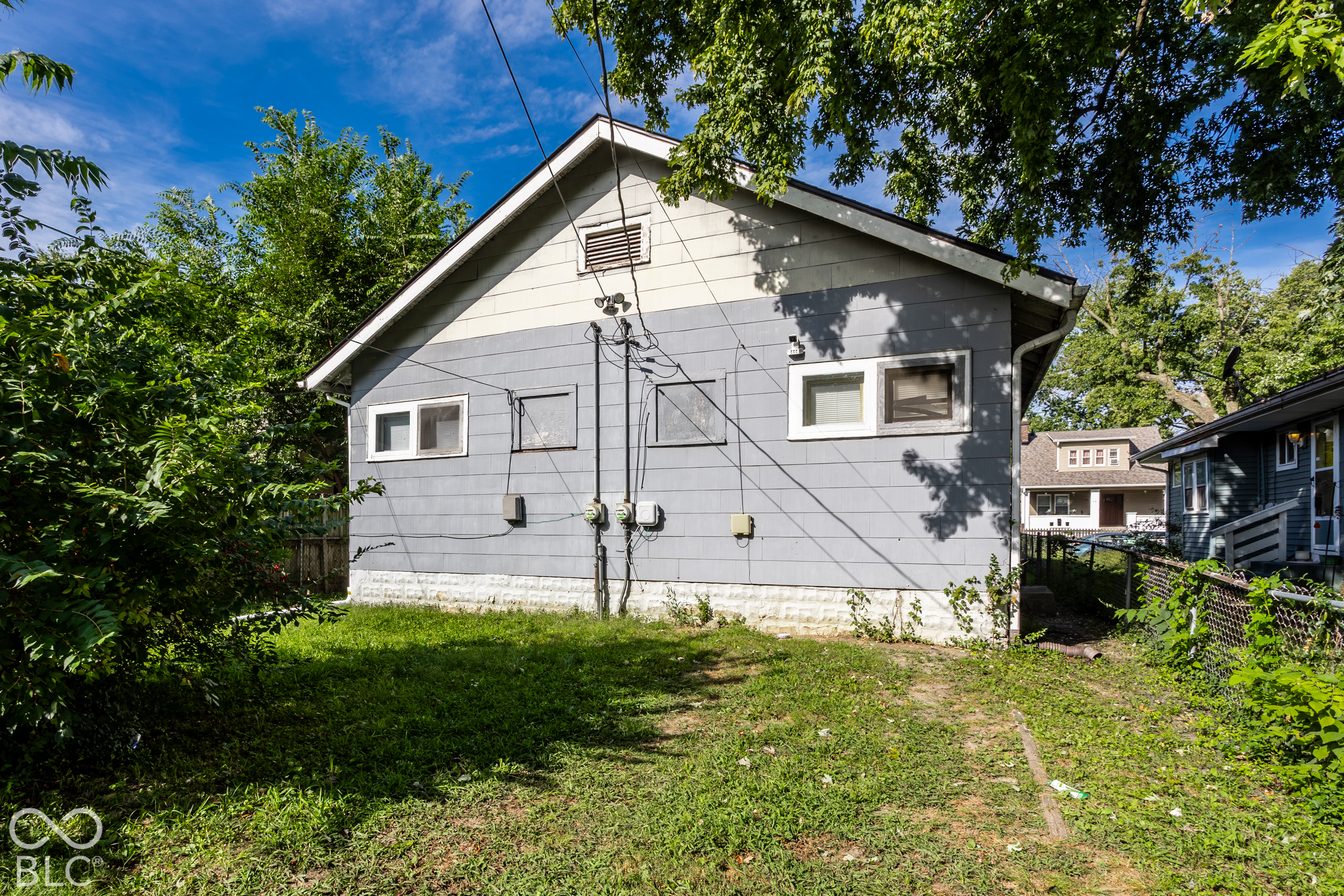 609 N Denny Street