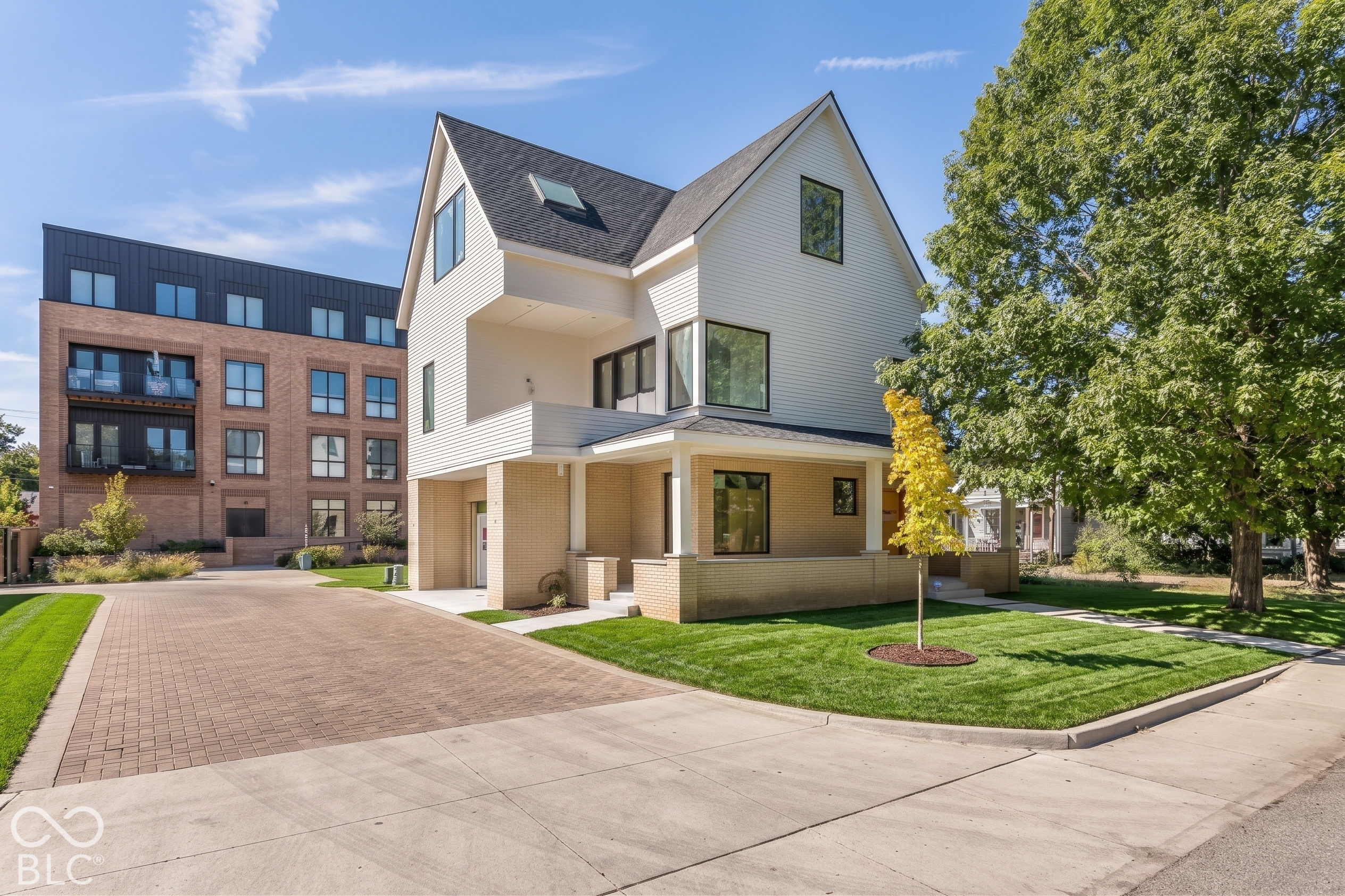 535 E 9th