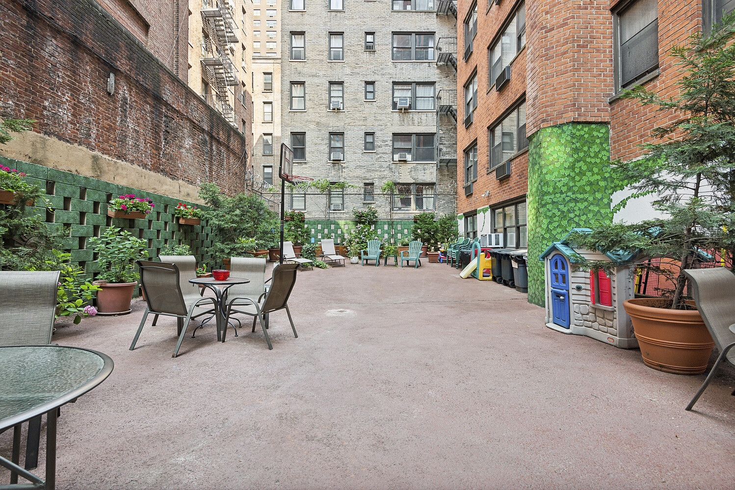 347 E 53RD Street 7D