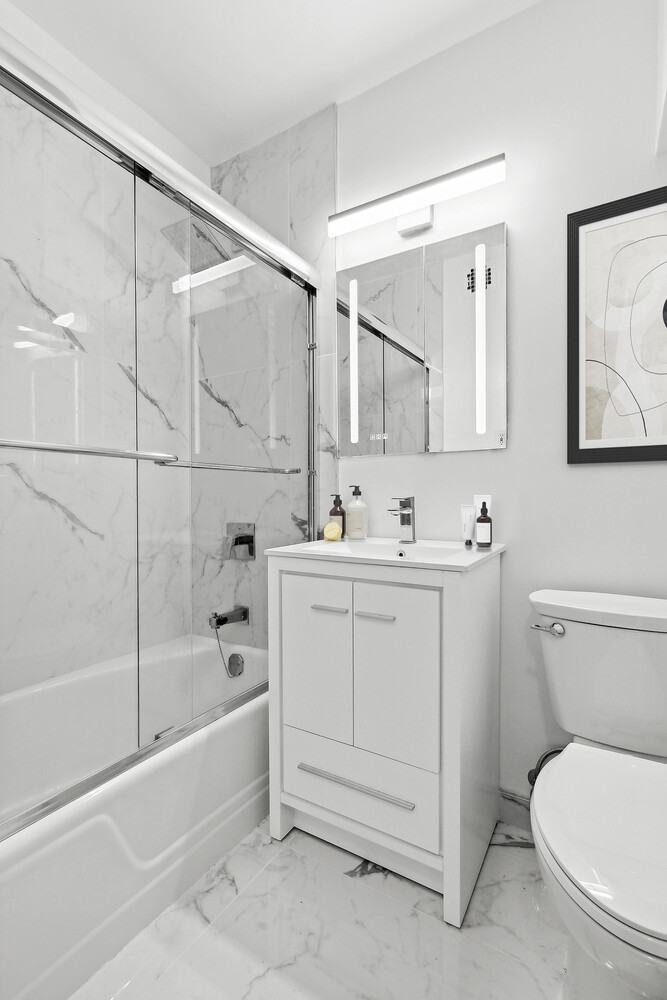 211 E 53RD Street 14A