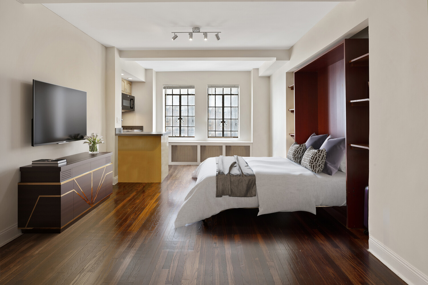 5 TUDOR CITY Place 1221