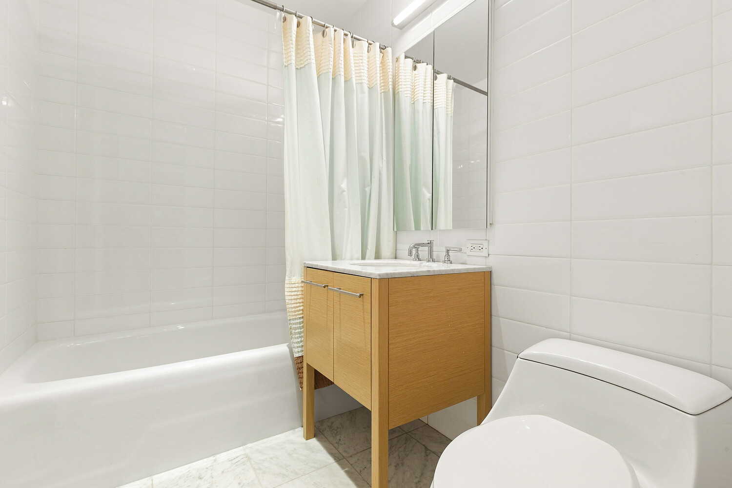 310 E 53RD Street 8C