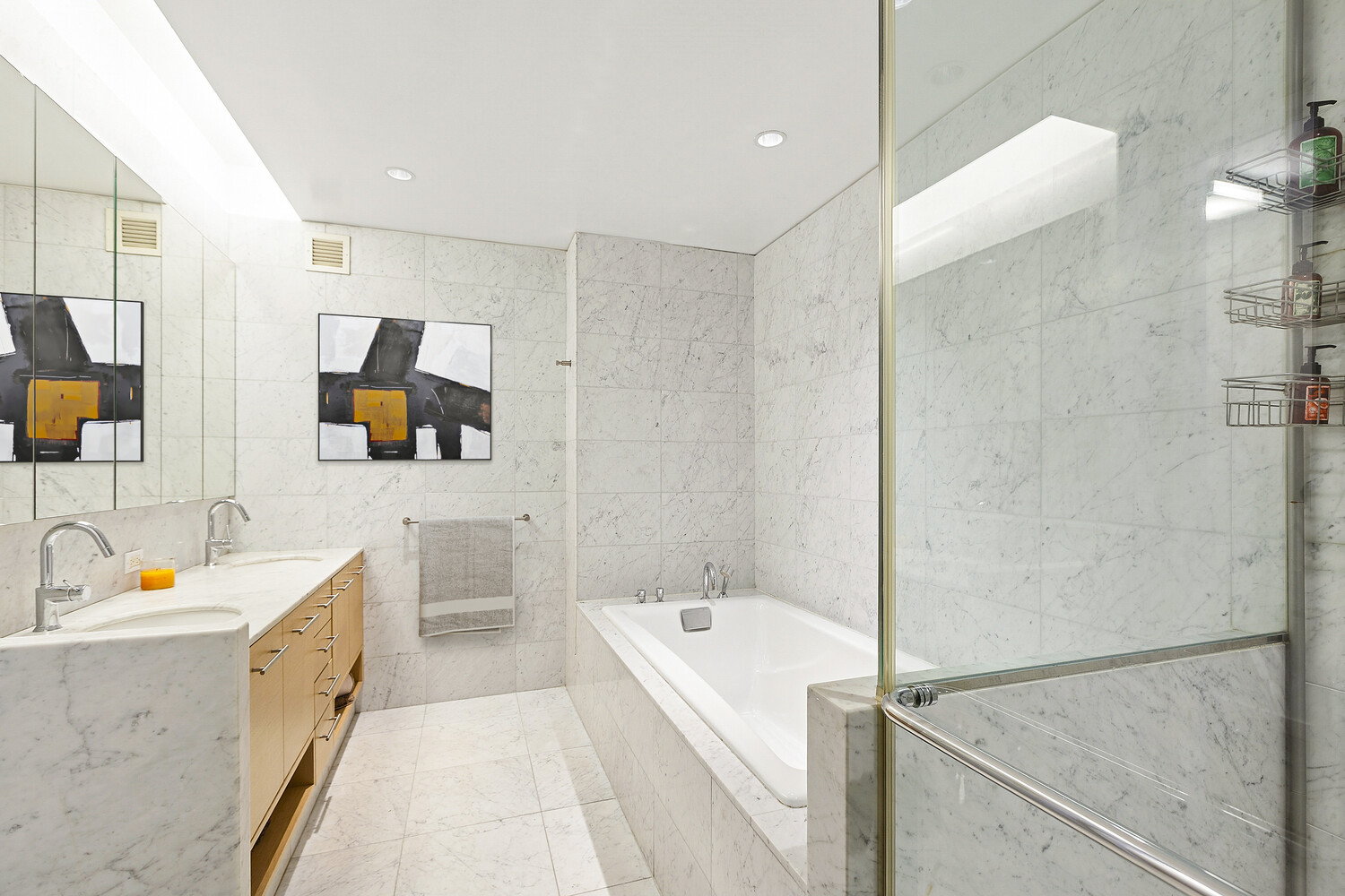 310 E 53RD Street 8C