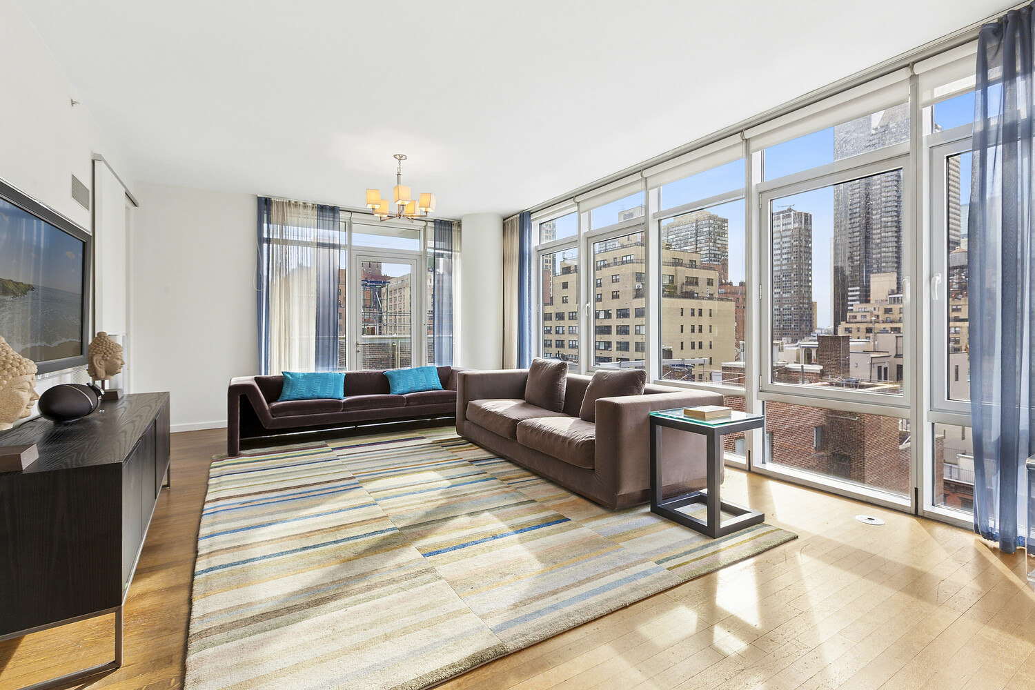 310 E 53RD Street 8C