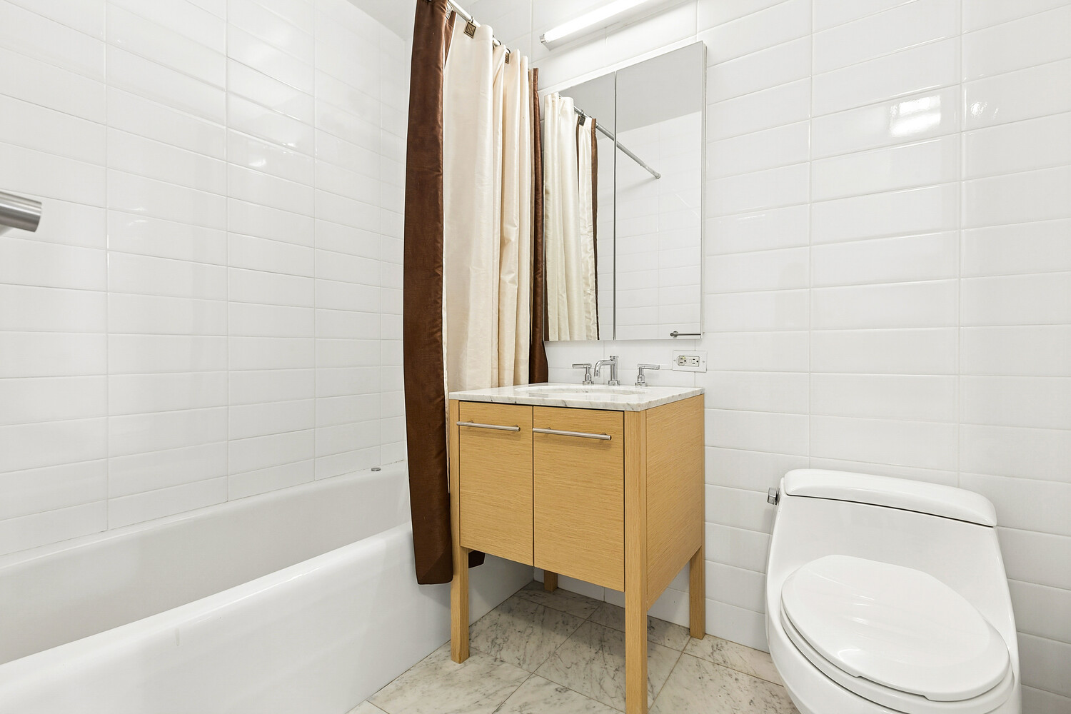 310 E 53RD Street 8C