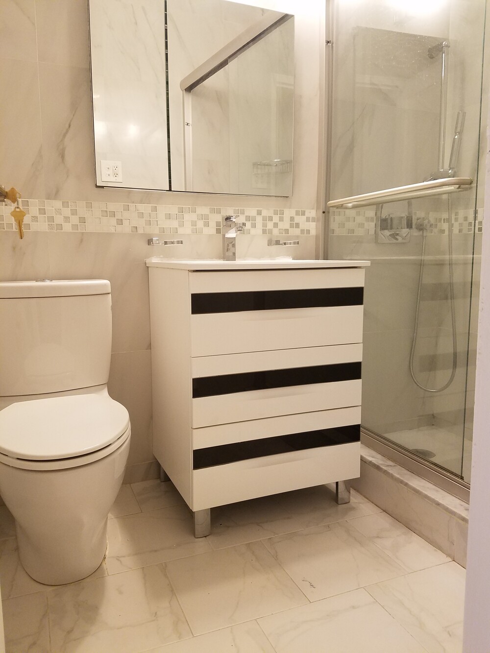 211 E 53RD Street 12F