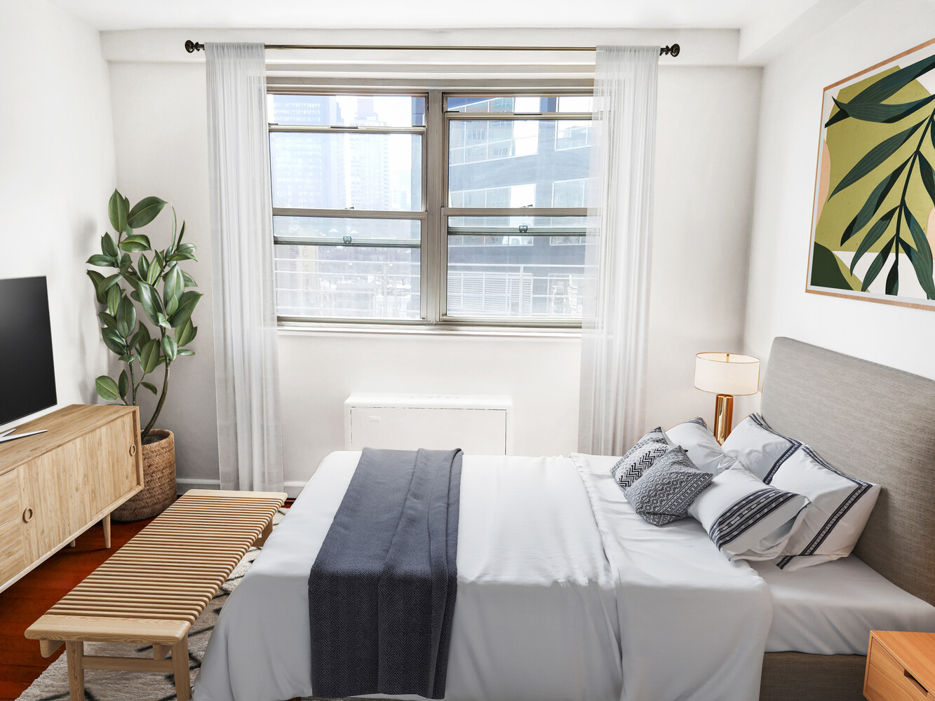 211 E 53RD Street 12F