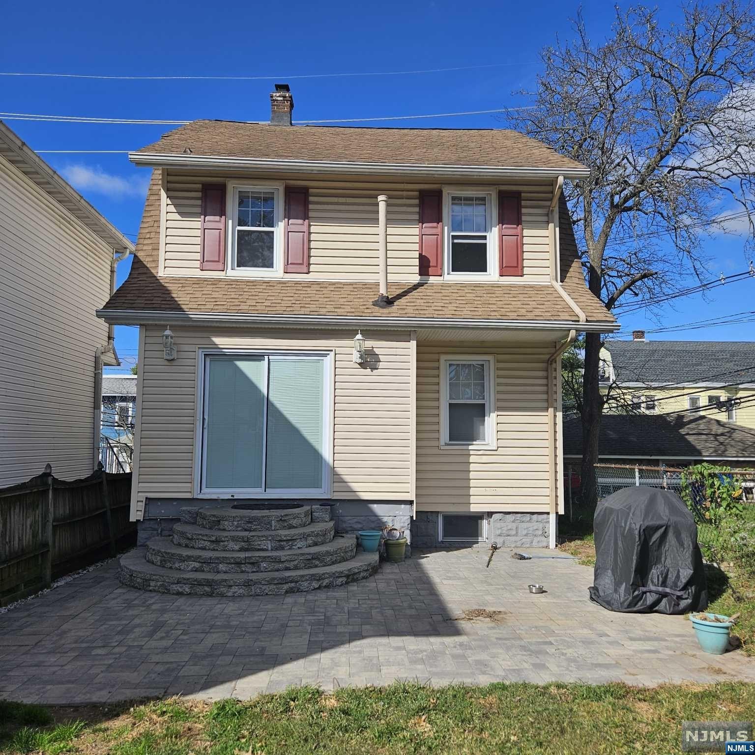 15 E Passaic Avenue