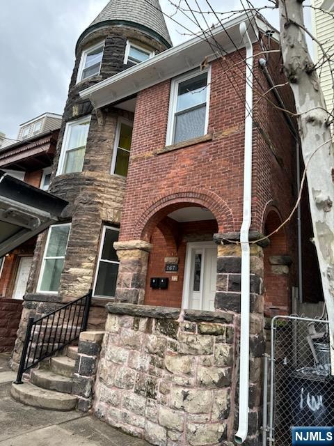 167 9th Street