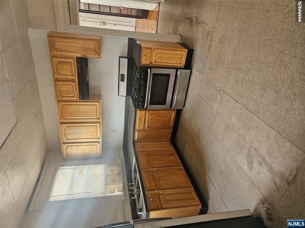 275 S Burnett Street 2