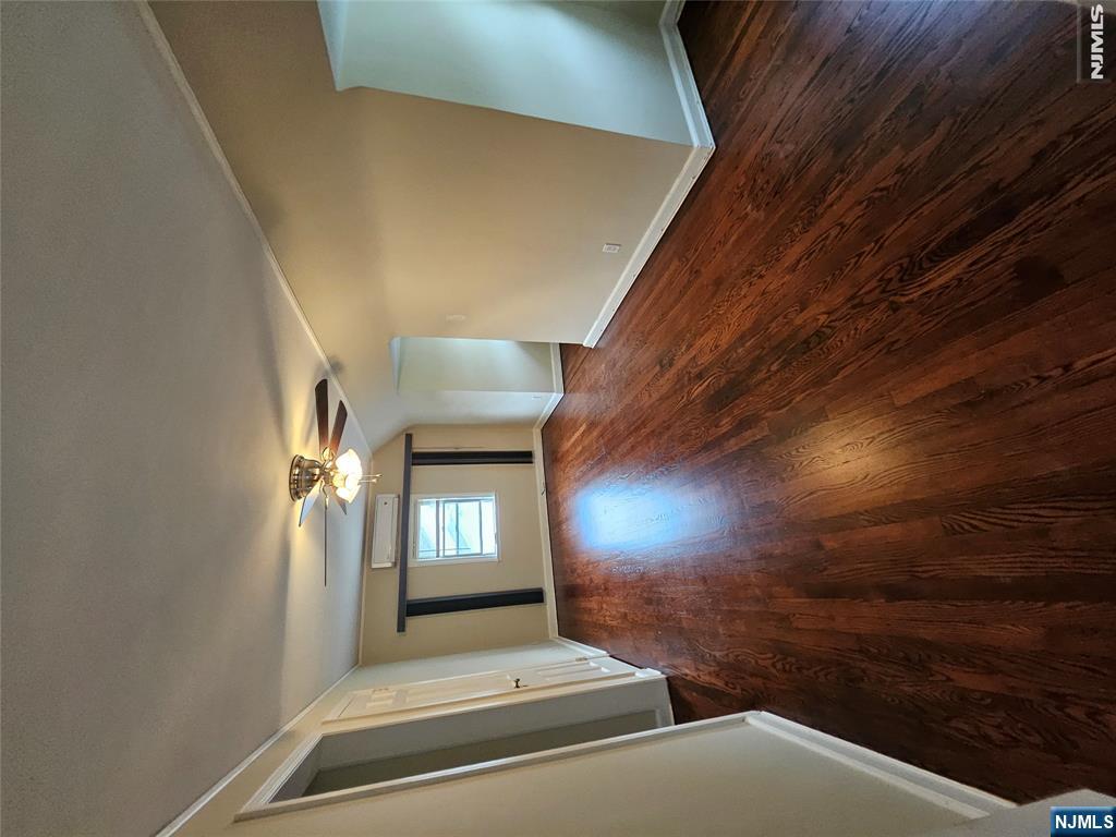 159 Ridge Avenue 2