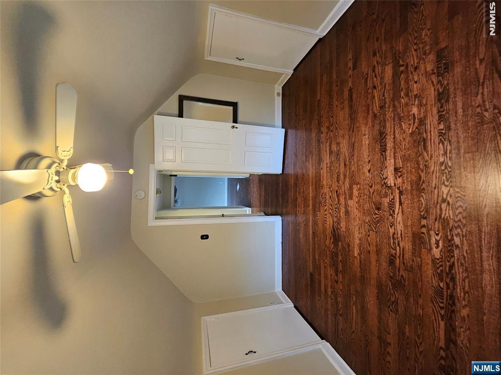 159 Ridge Avenue 2
