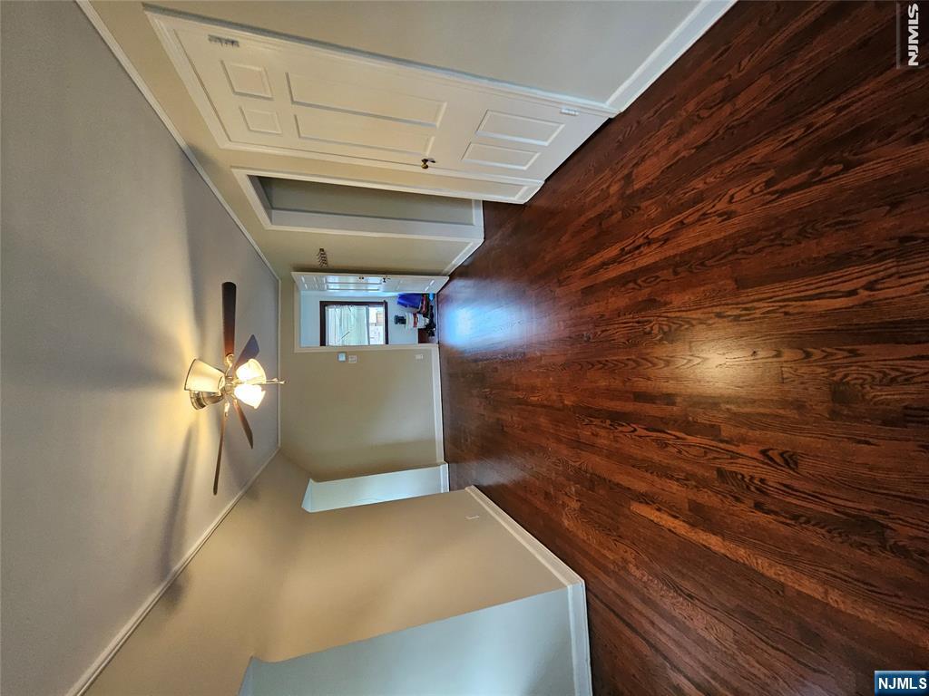 159 Ridge Avenue 2