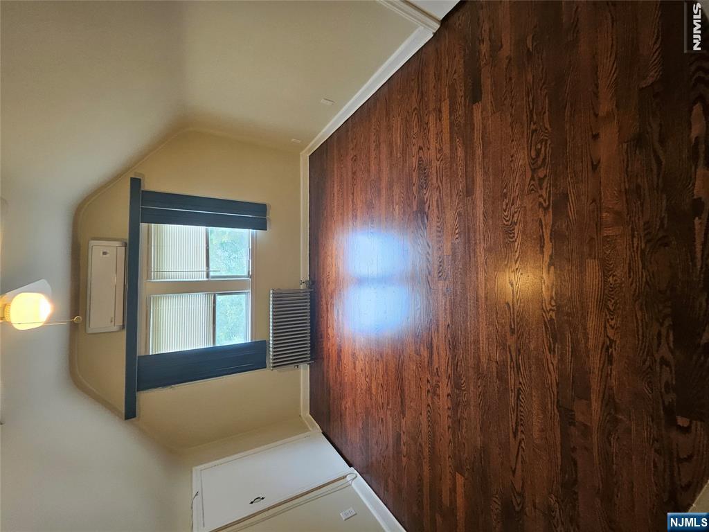 159 Ridge Avenue 2