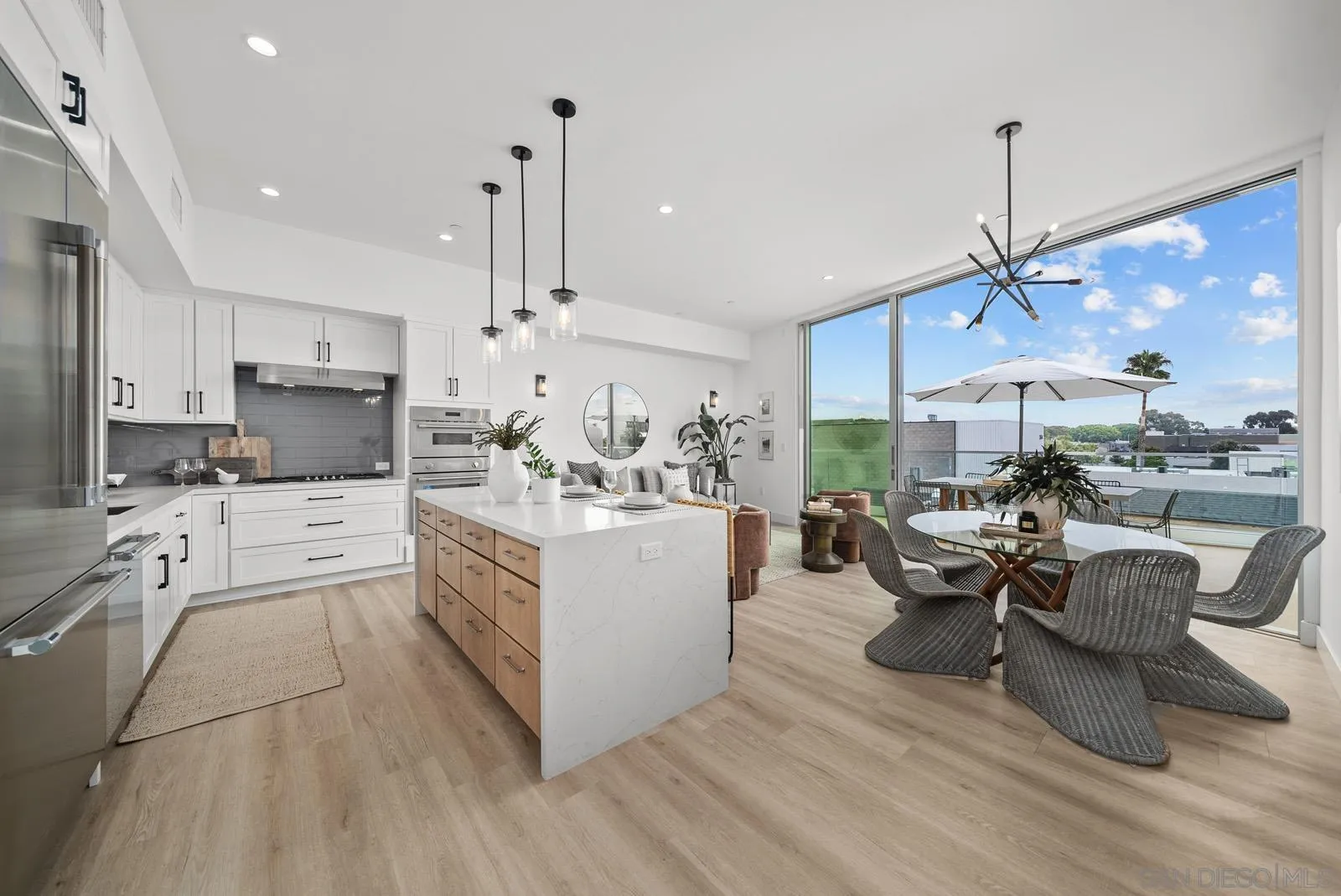 2648 State St Unit: E