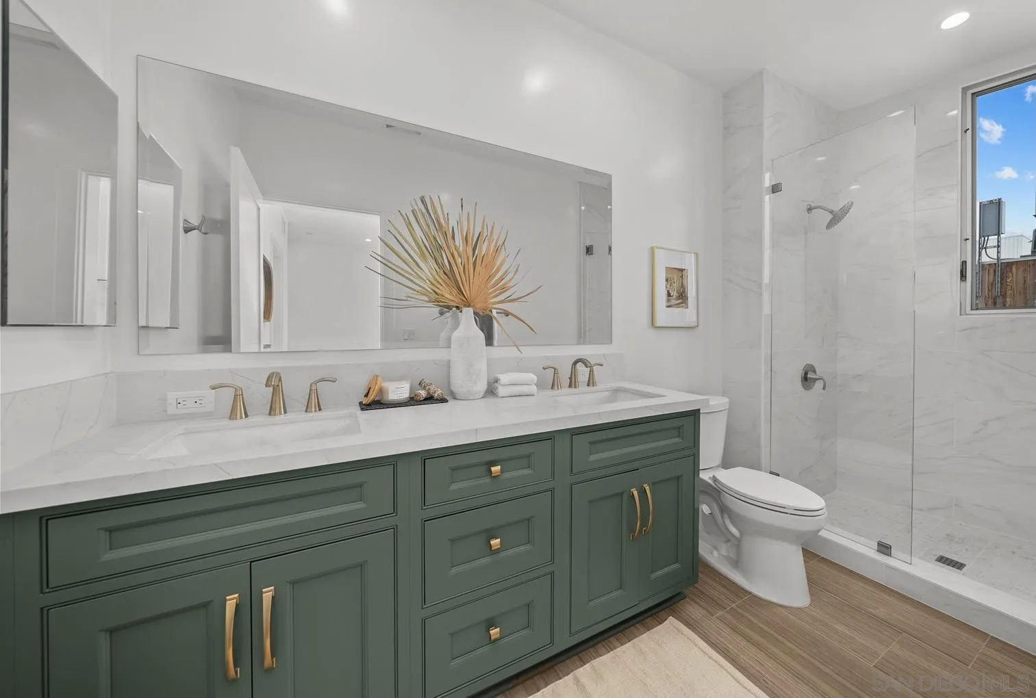 2648 State St Unit: E