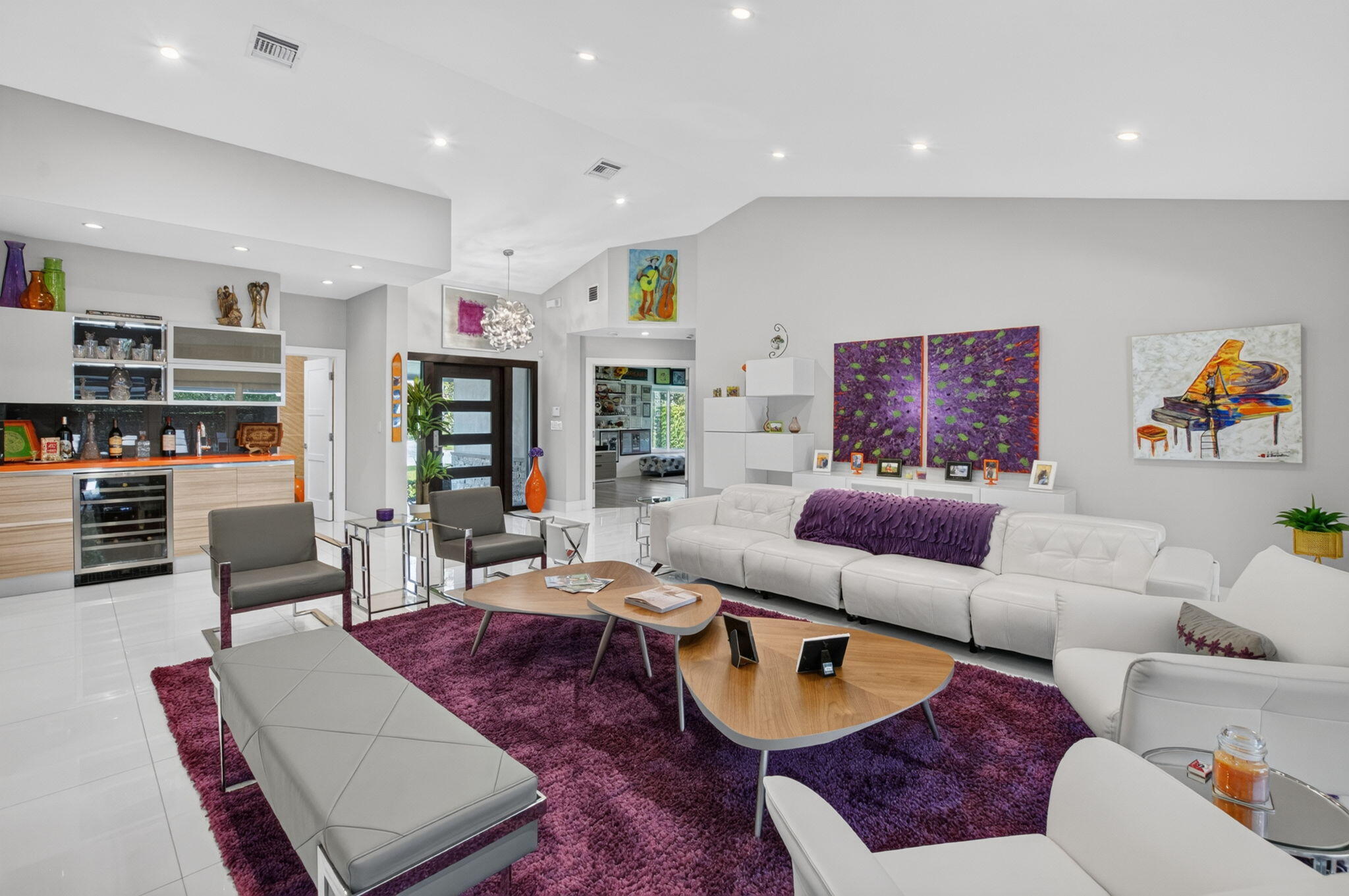 3245 St James Drive