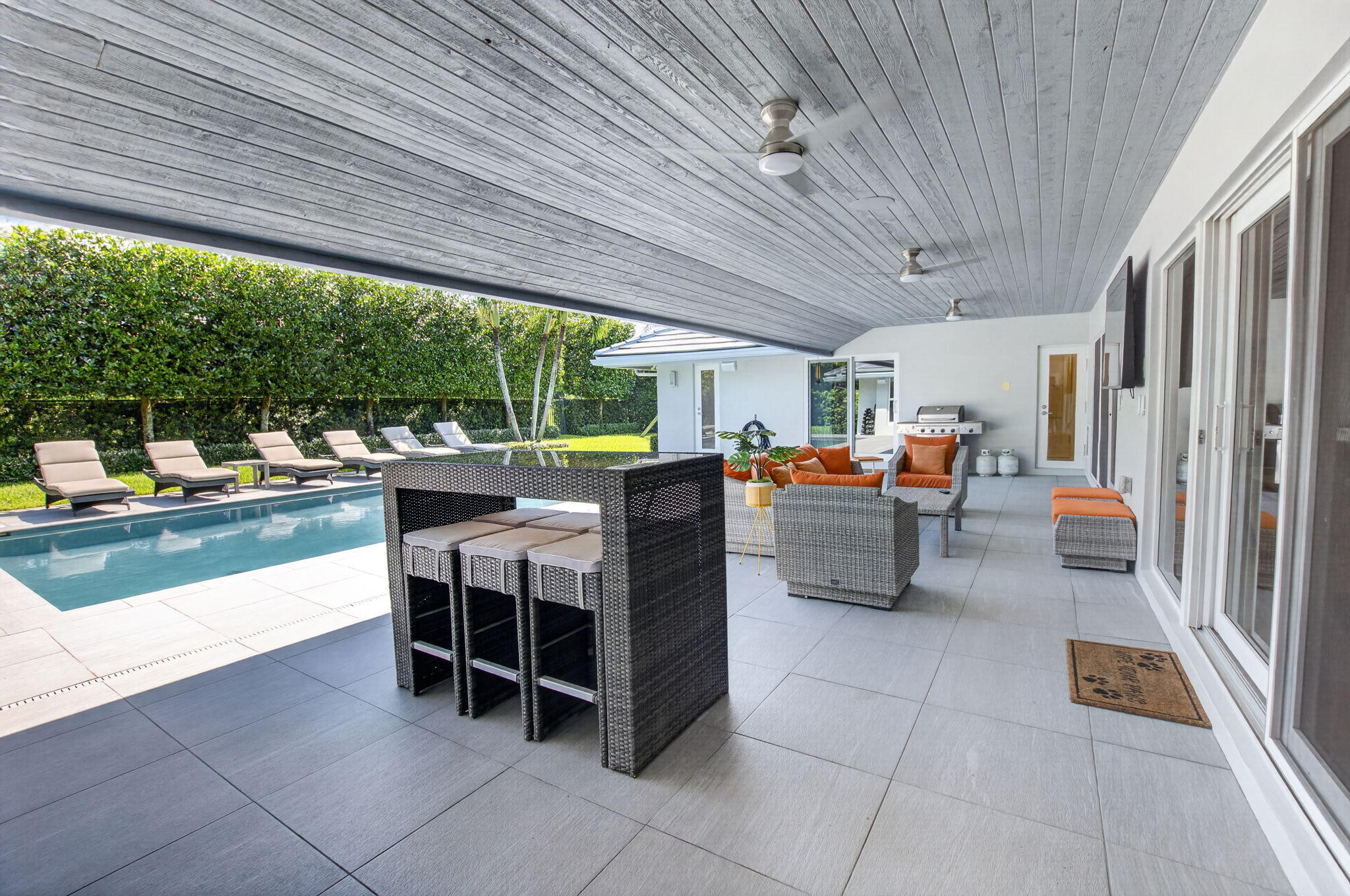 3245 St James Drive