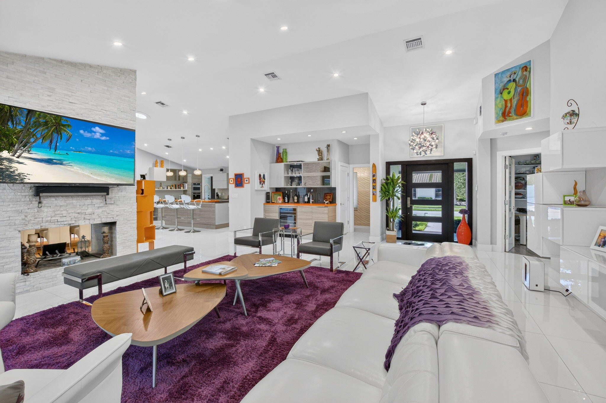 3245 St James Drive