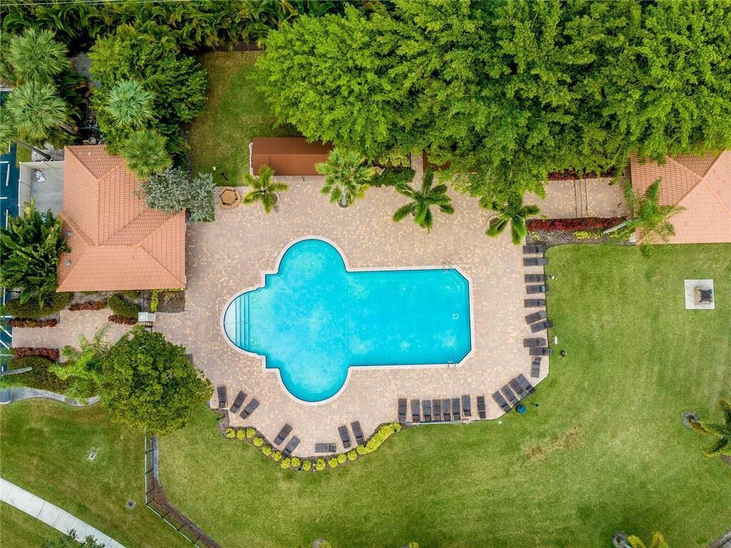 10257 Breezeway Place