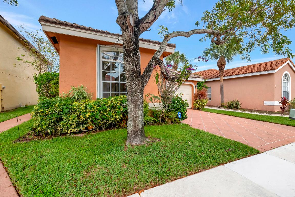 10257 Breezeway Place