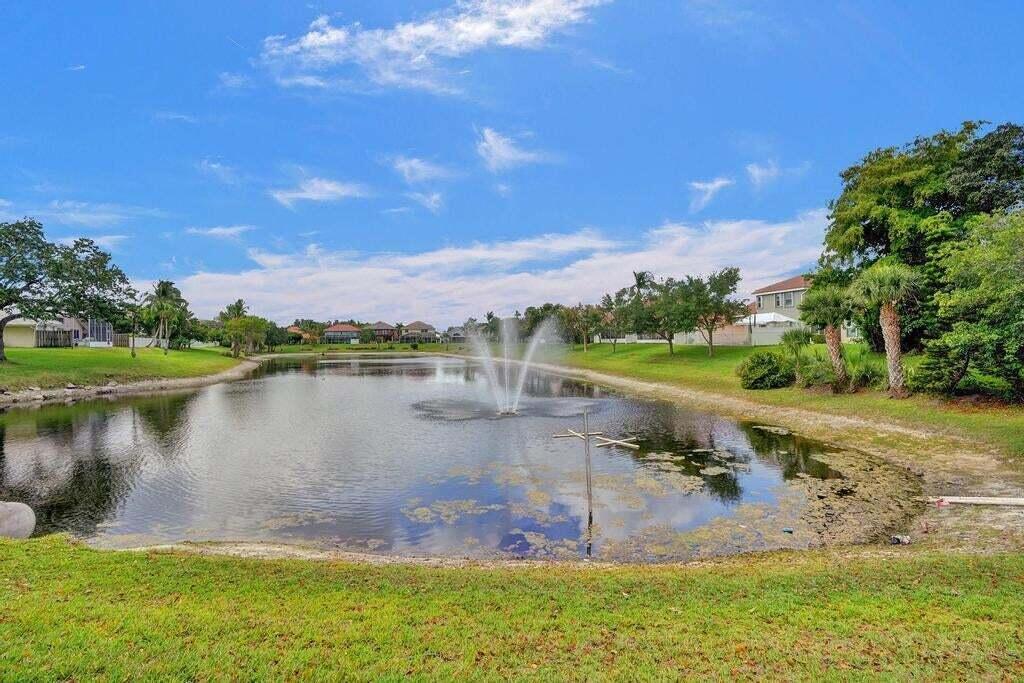 10257 Breezeway Place