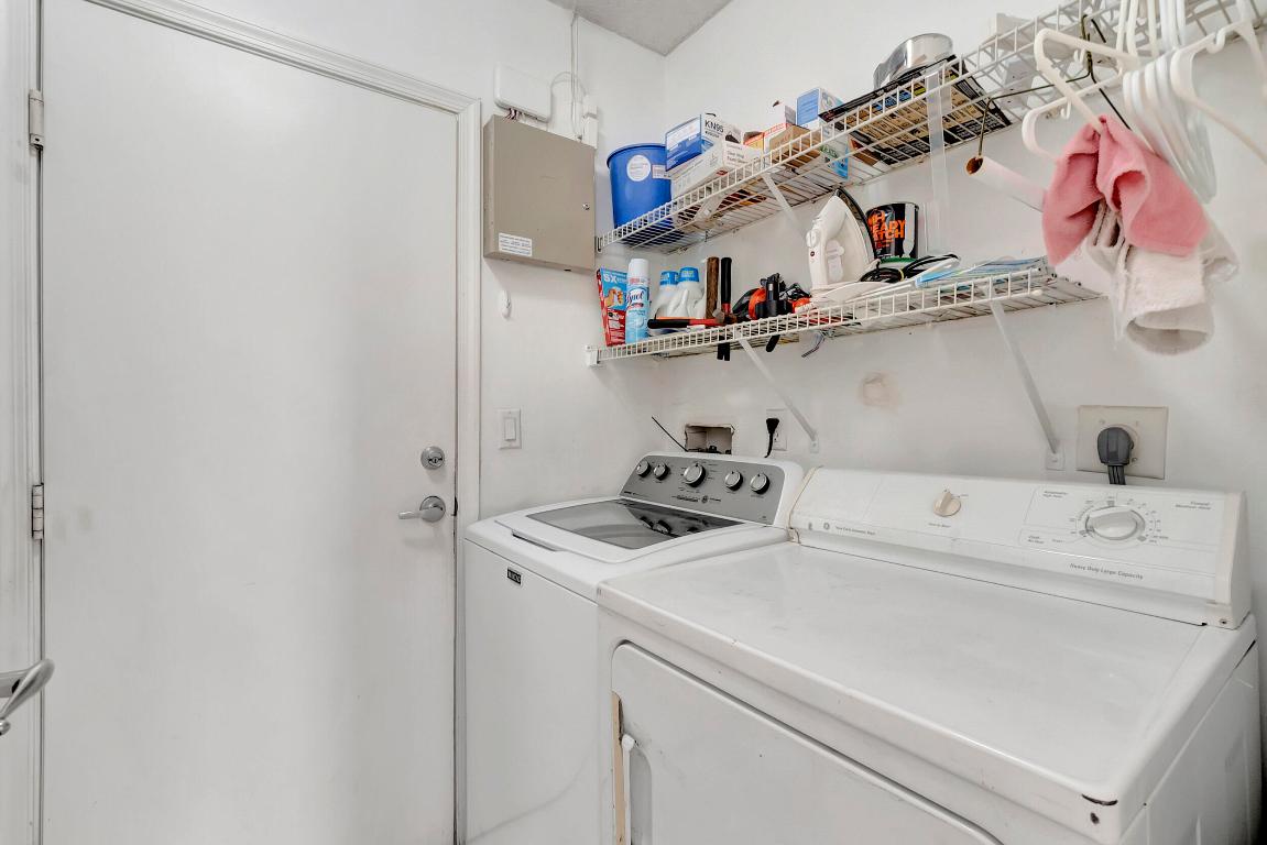 10257 Breezeway Place