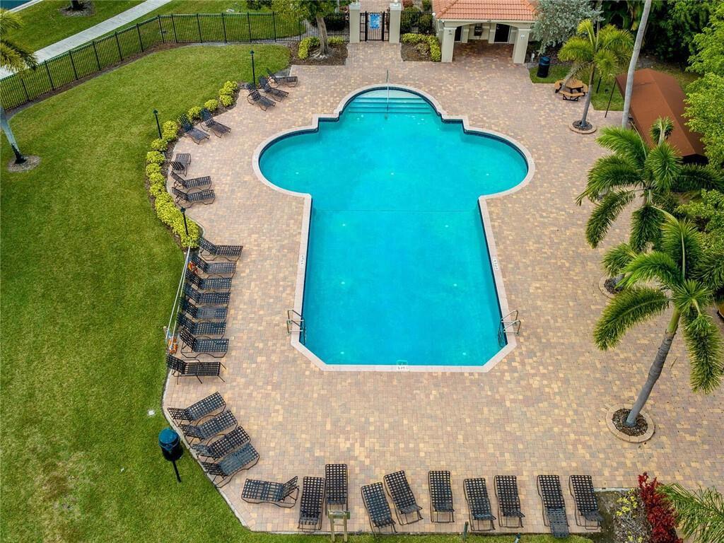 10257 Breezeway Place