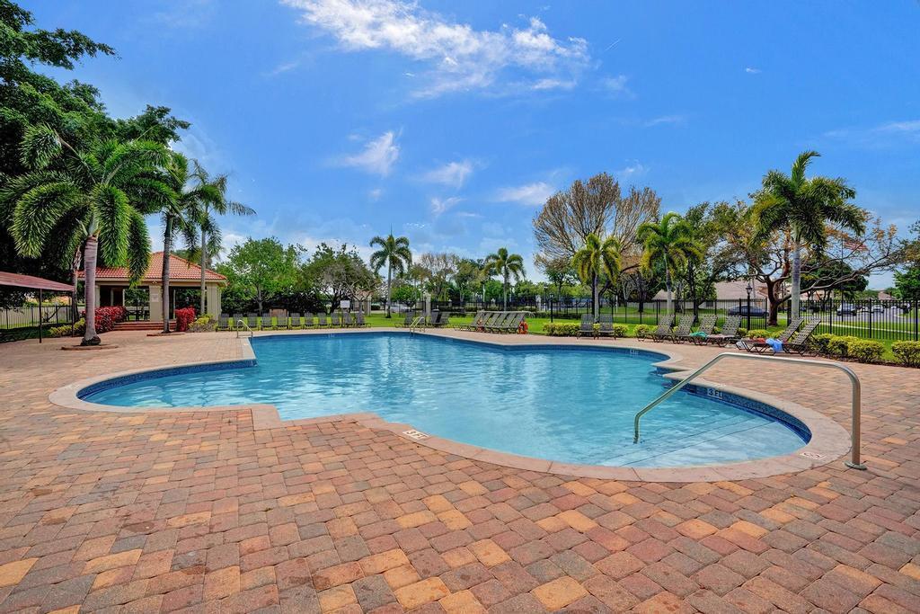 10257 Breezeway Place