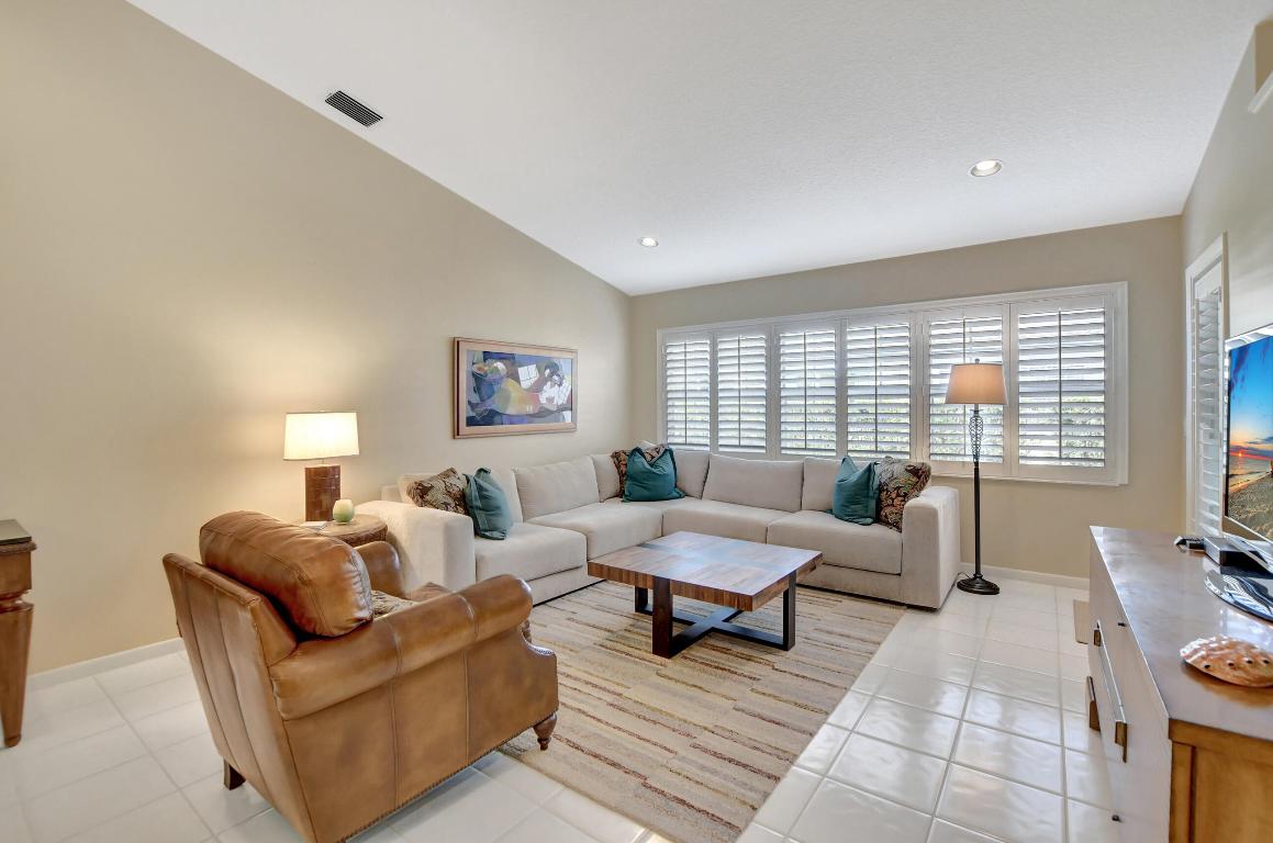 17311 Boca Club Boulevard Unit: 4
