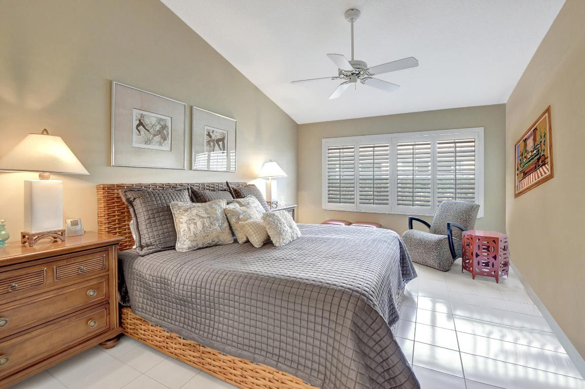 17311 Boca Club Boulevard Unit: 4