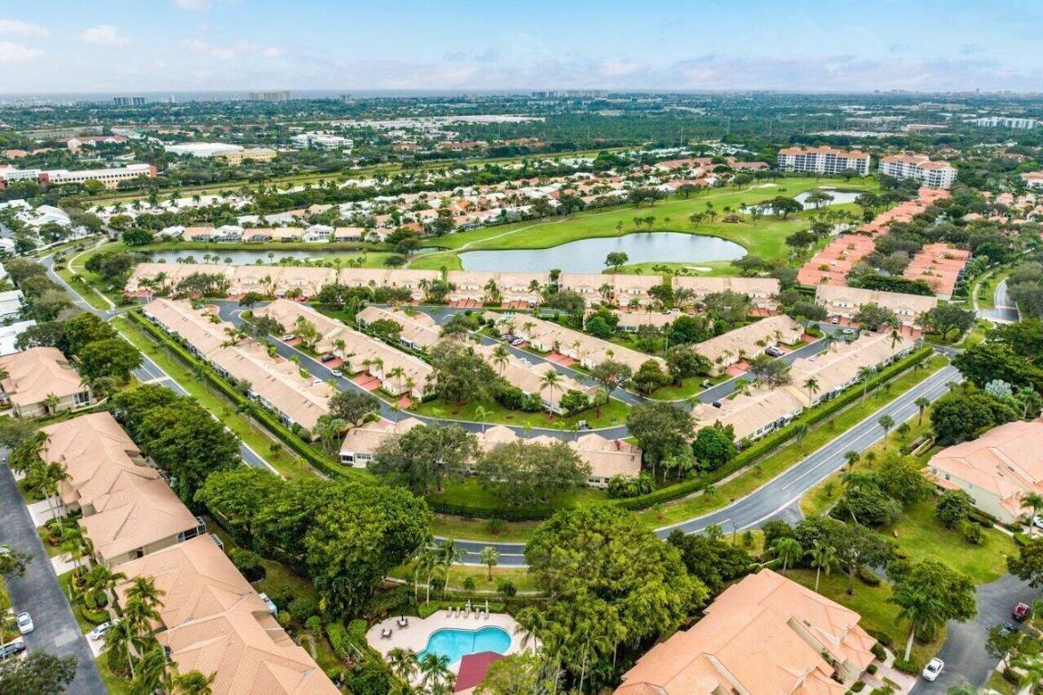 17311 Boca Club Boulevard Unit: 4