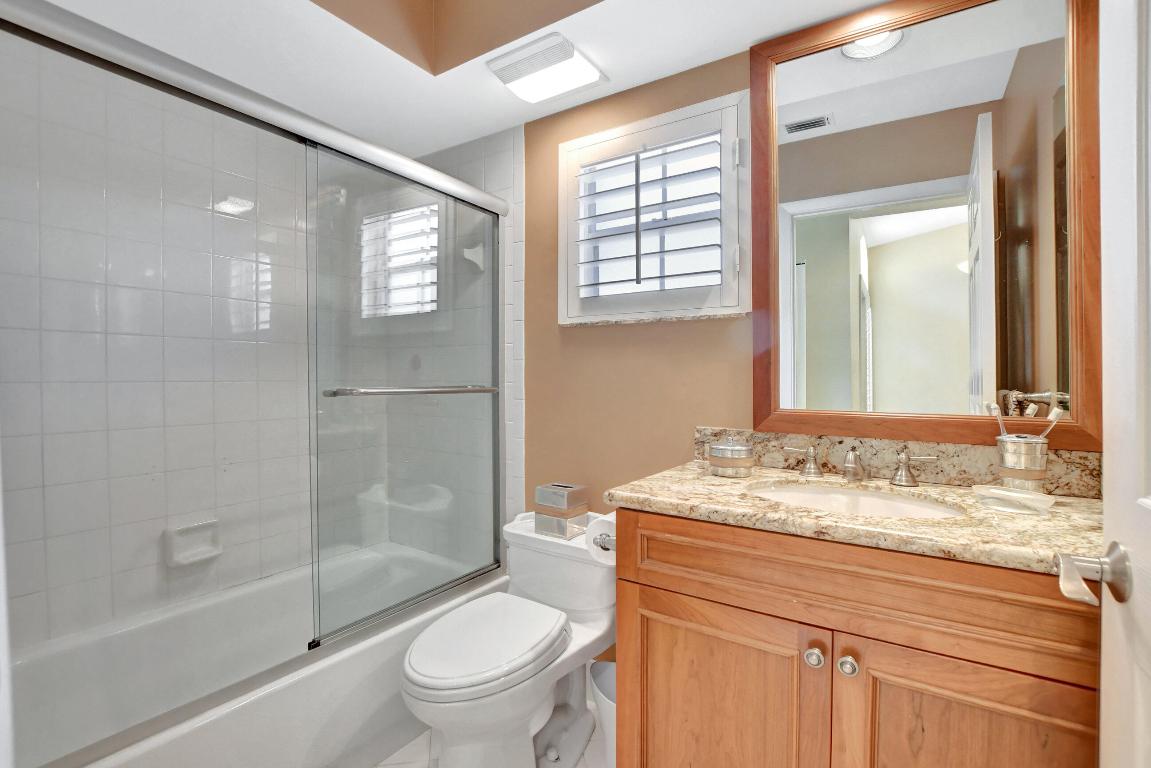 17311 Boca Club Boulevard Unit: 4