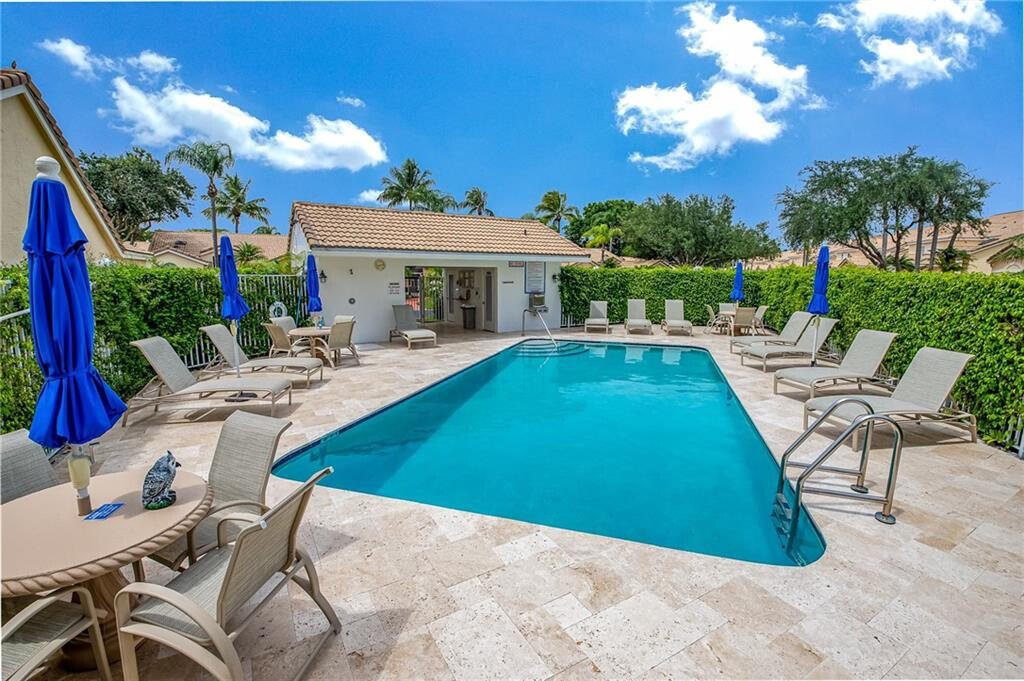 17311 Boca Club Boulevard Unit: 4