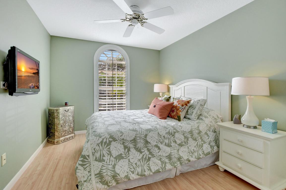 17311 Boca Club Boulevard Unit: 4