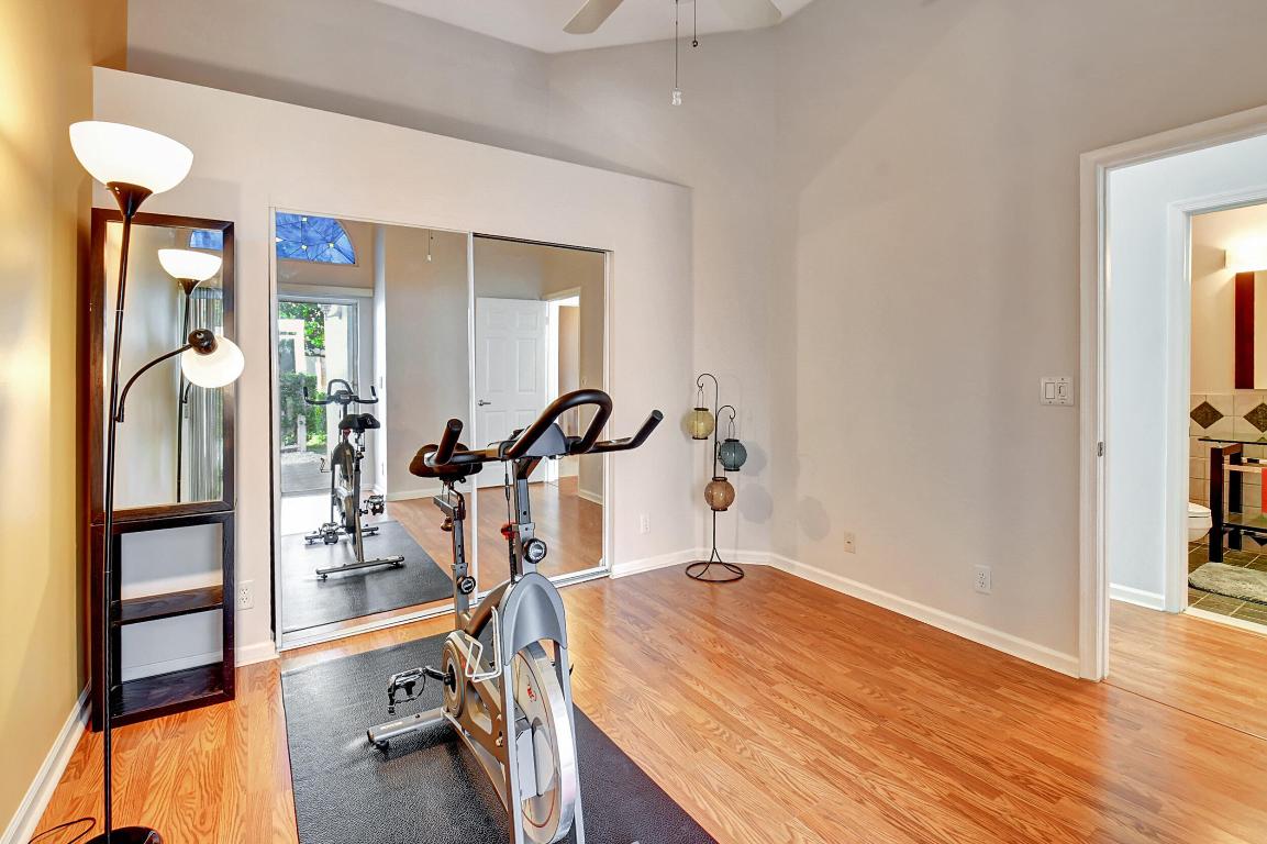 17615 Candlewood Terrace