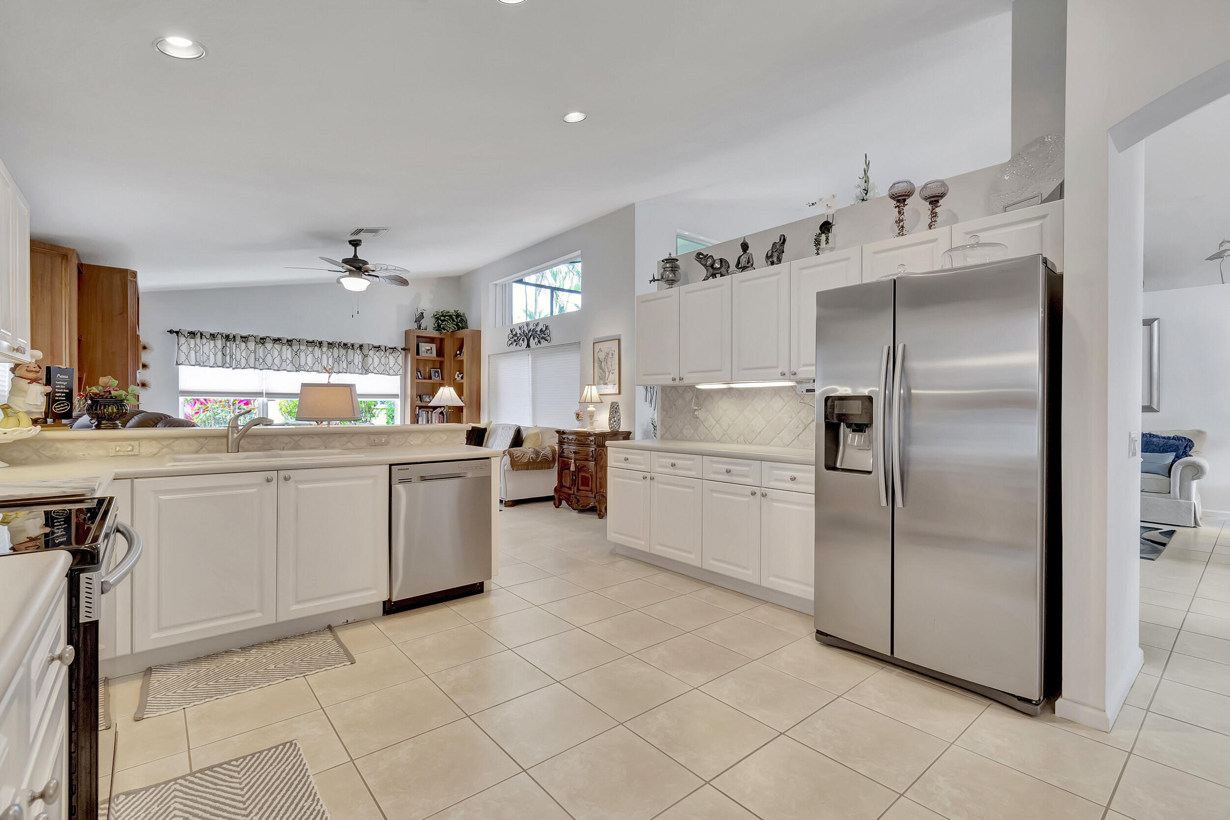 11662 Pamplona Boulevard