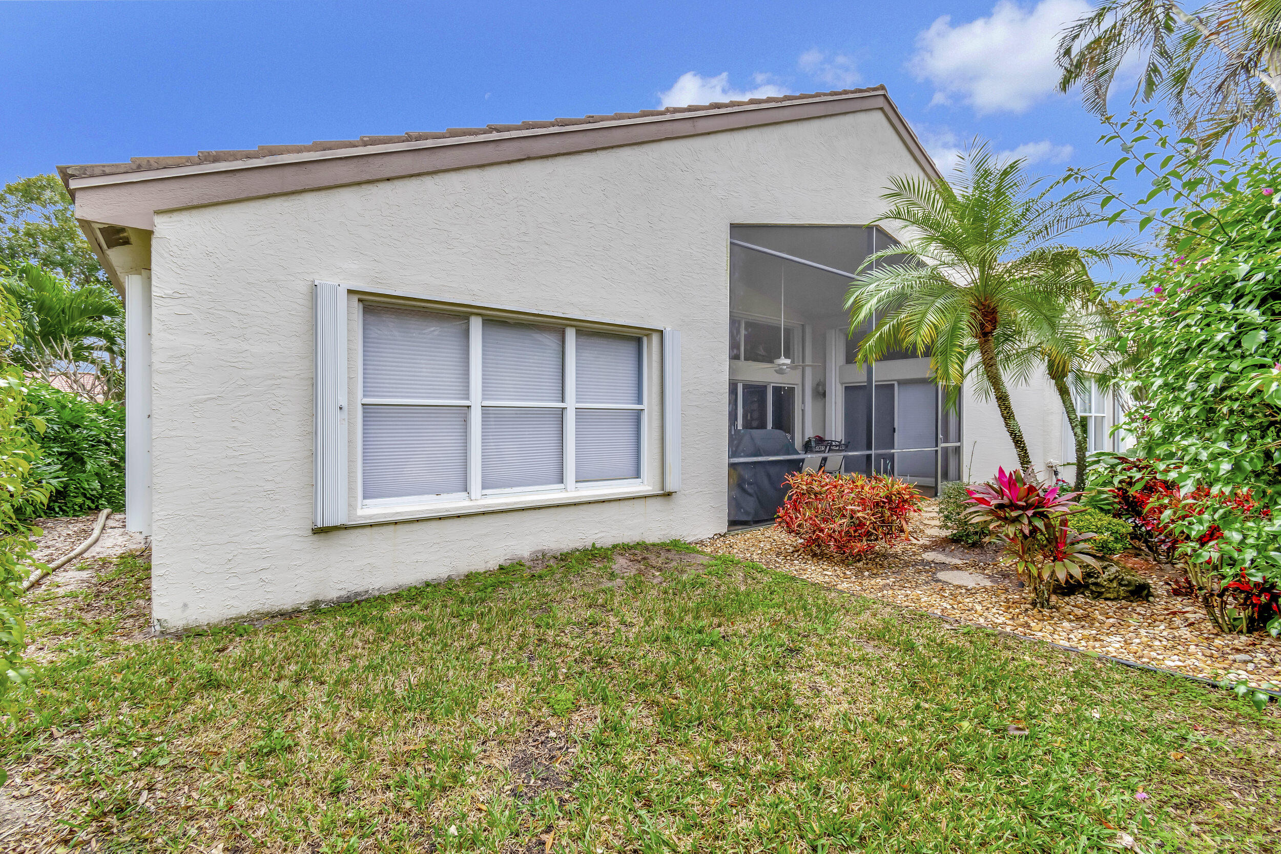 11662 Pamplona Boulevard