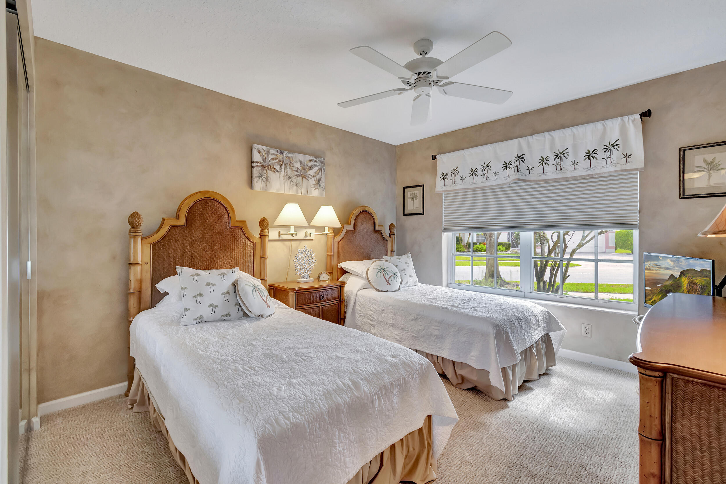 11662 Pamplona Boulevard