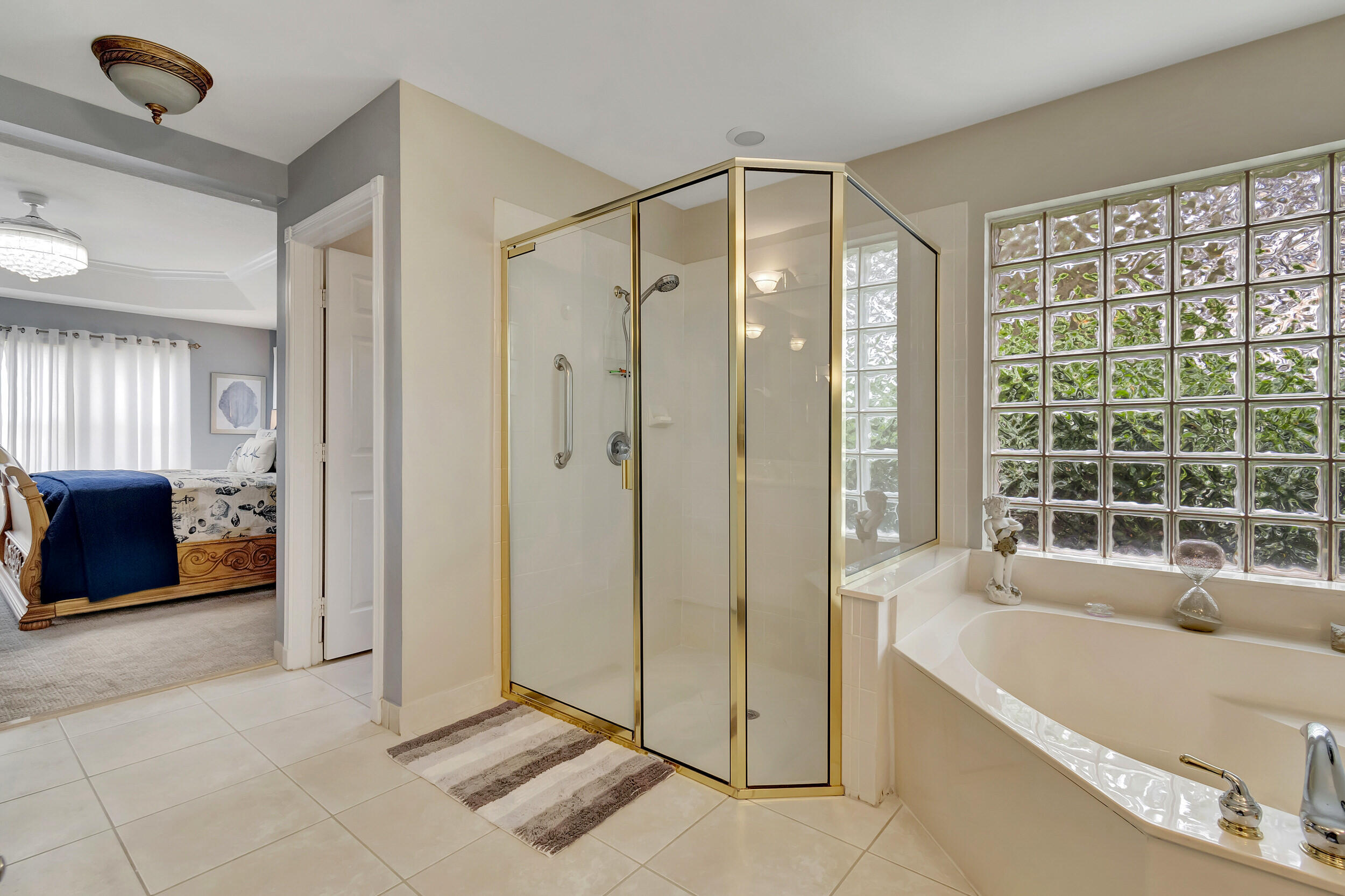 11662 Pamplona Boulevard