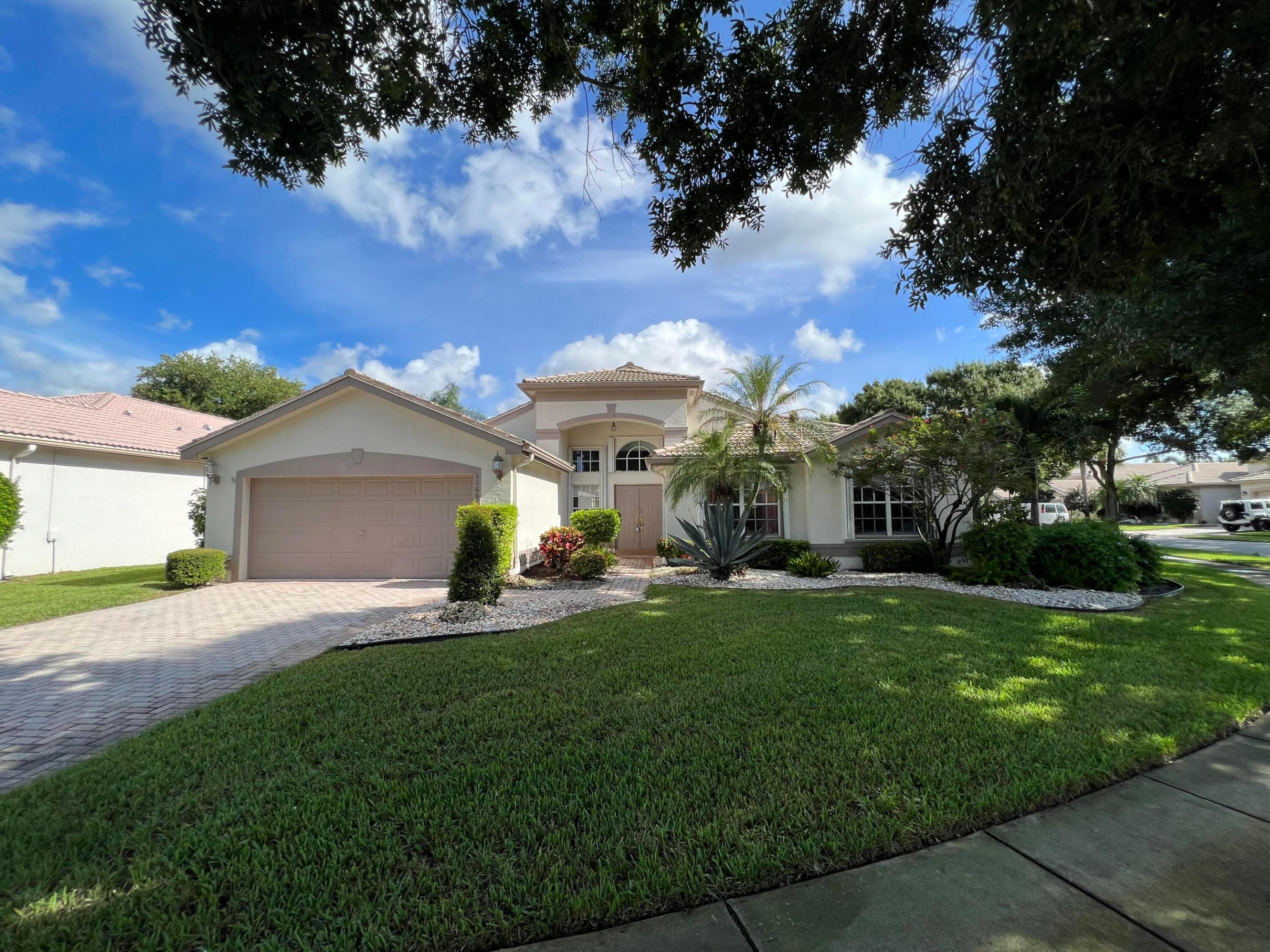 11662 Pamplona Boulevard