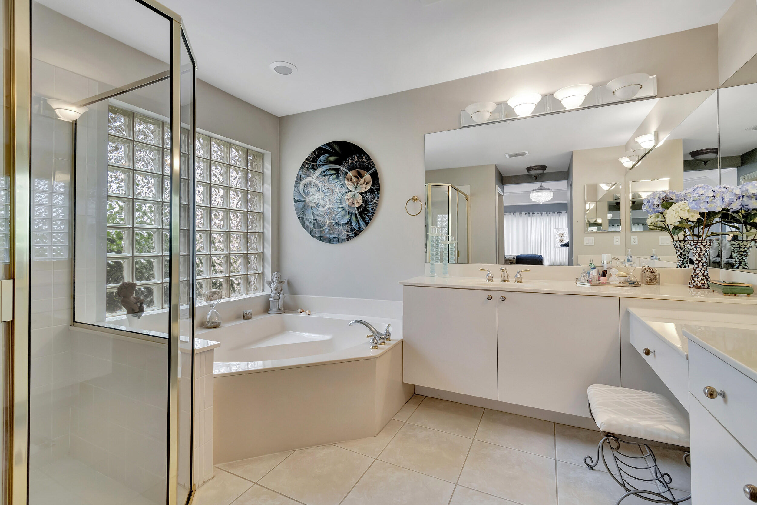 11662 Pamplona Boulevard