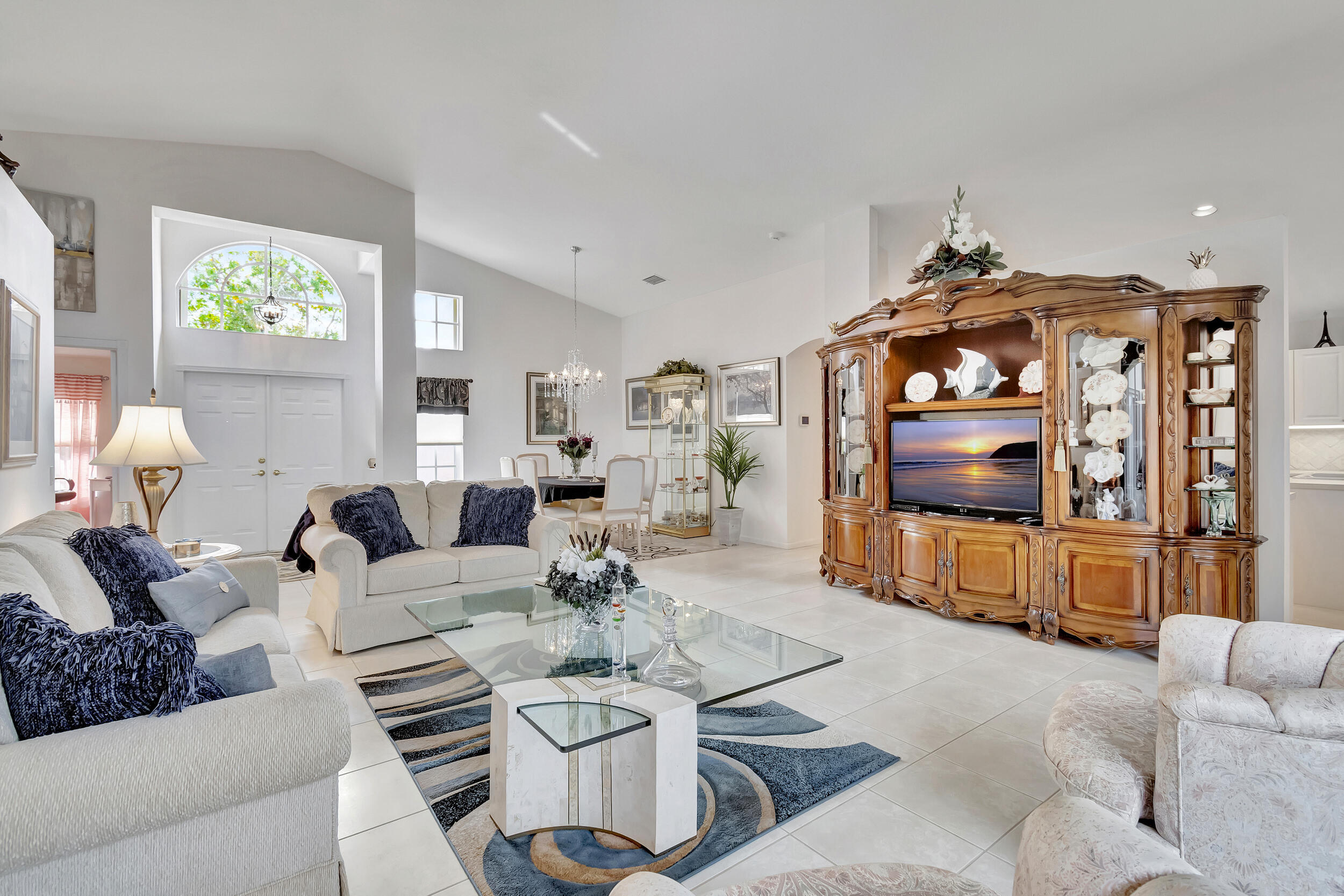 11662 Pamplona Boulevard