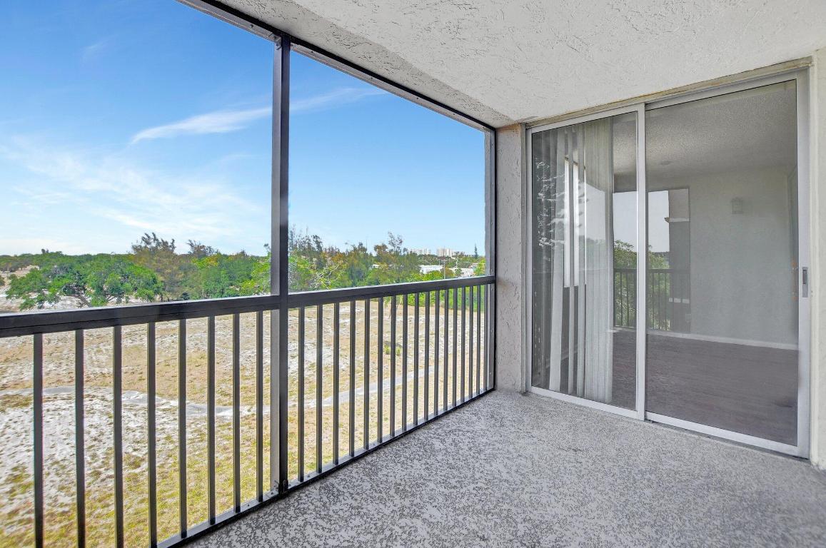 5260 NW 2nd Avenue Ph-3