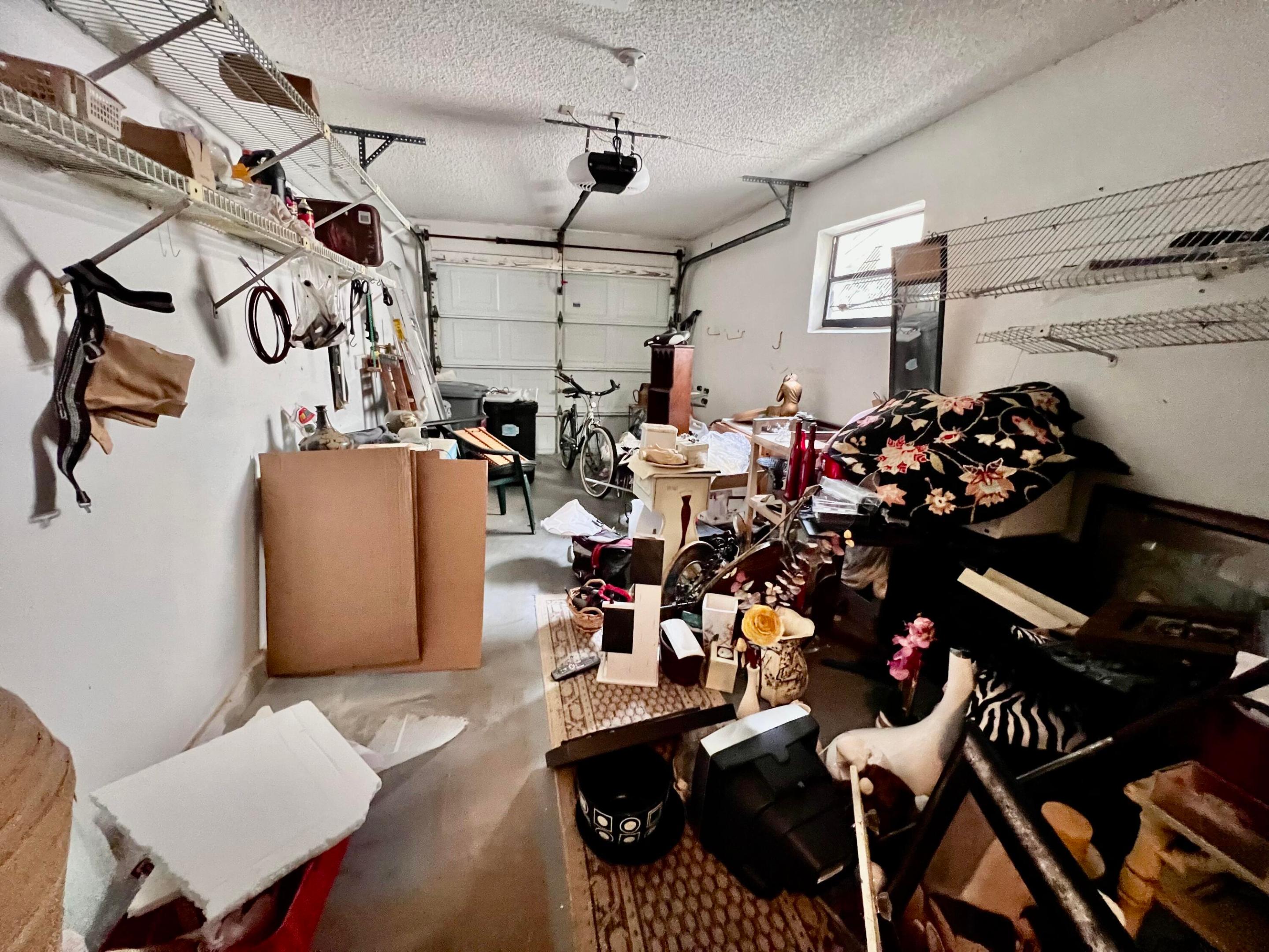 18611 Breezy Palm Way