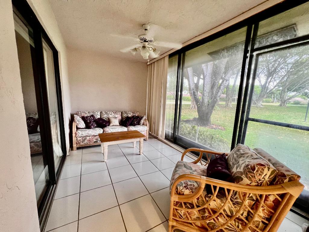 18611 Breezy Palm Way