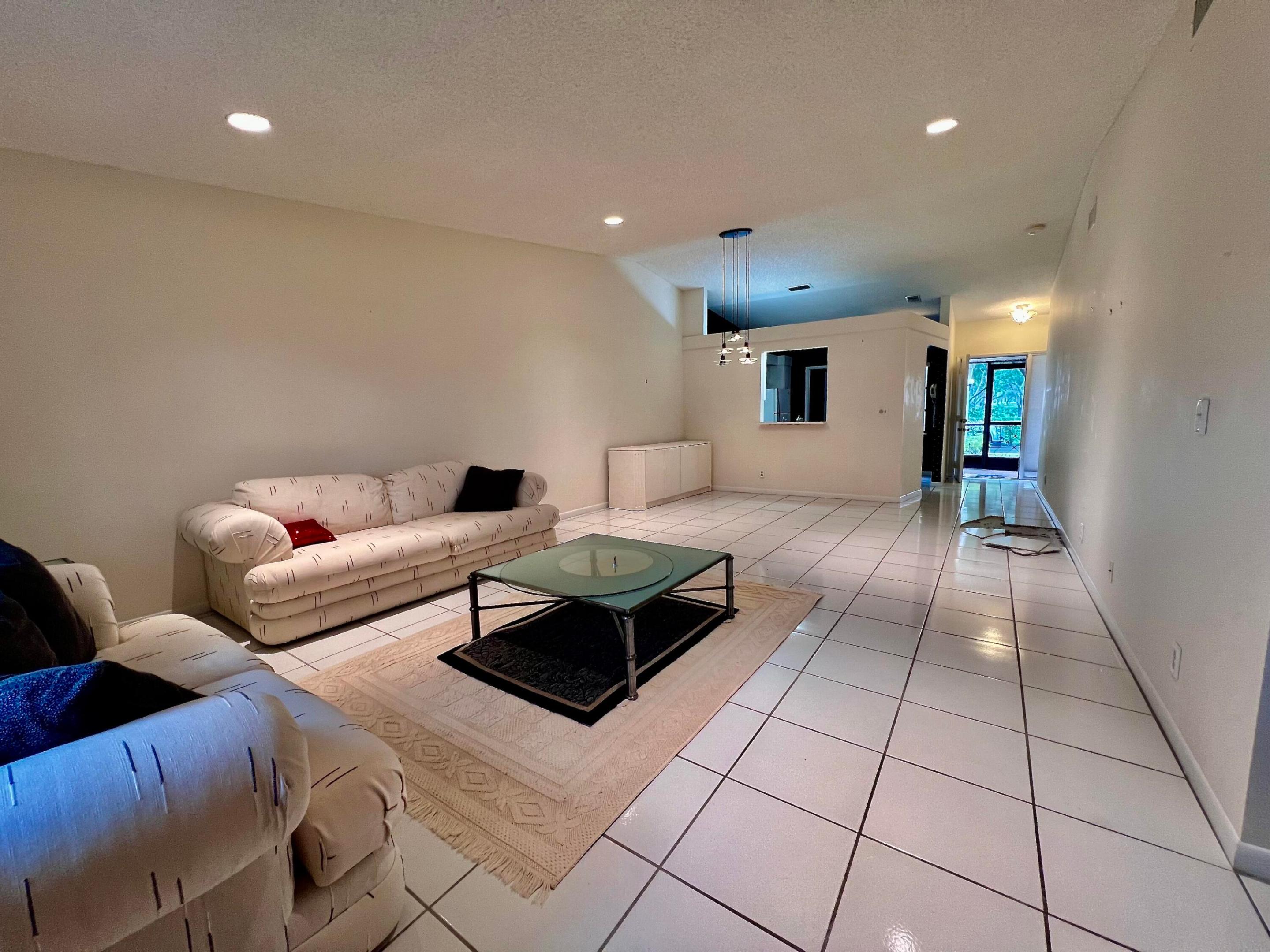 18611 Breezy Palm Way