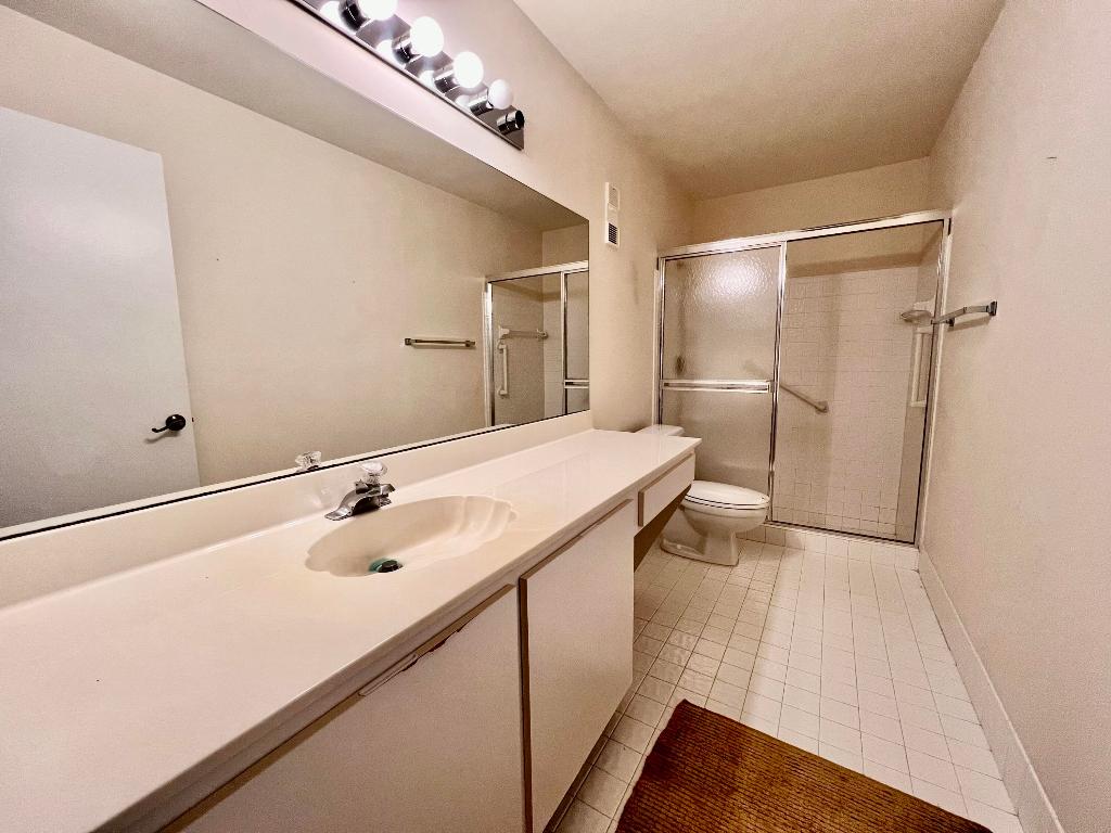 18611 Breezy Palm Way