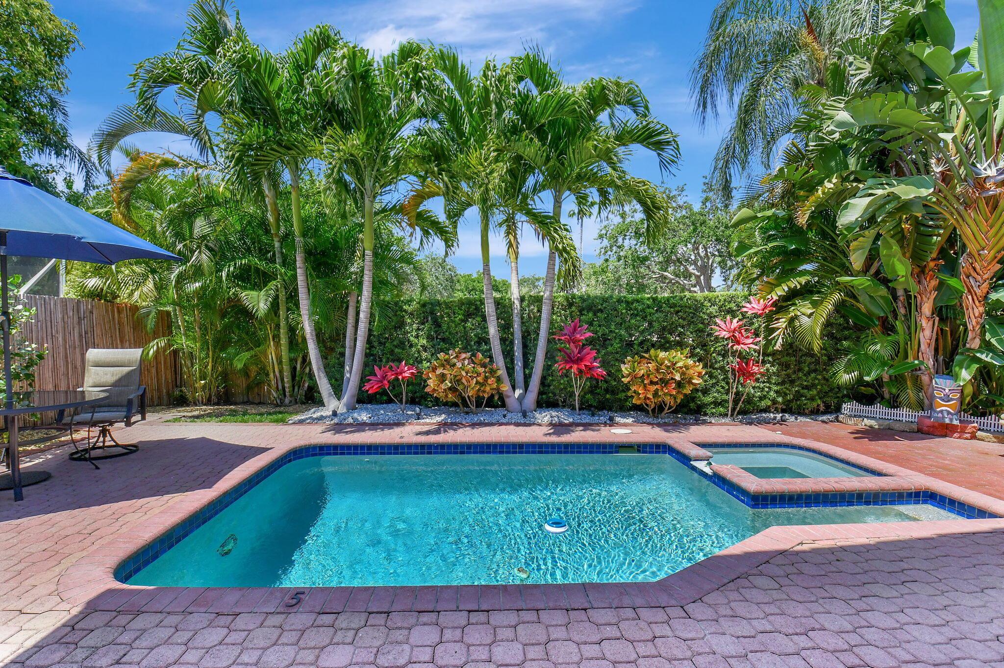 17275 Antigua Point Way